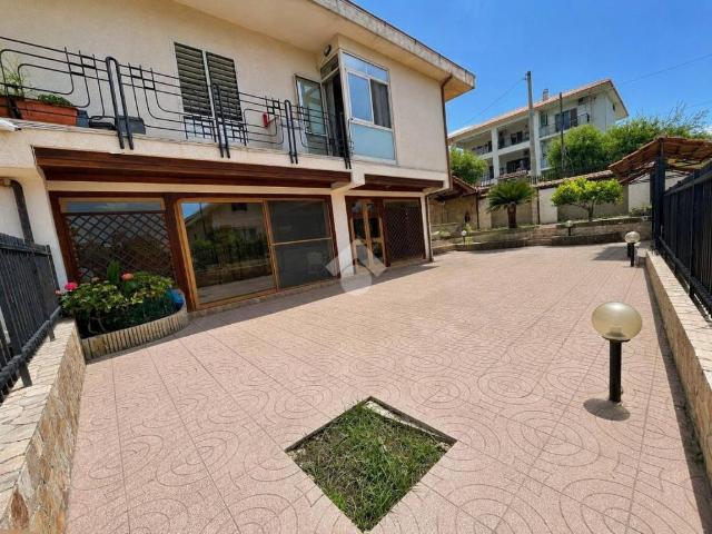 Villa in vendita a Mendicino CS