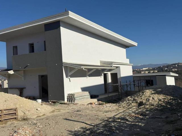 Villa in vendita a Mendicino CS