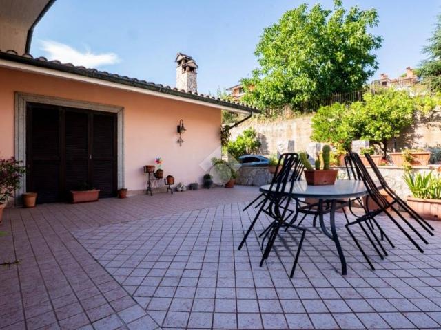 Villa in vendita a Mentana RM
