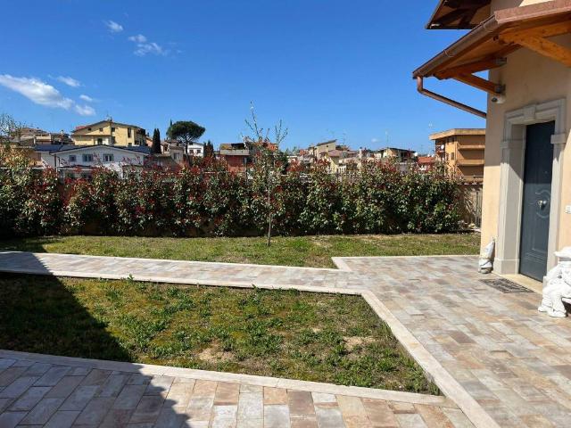 Villa in vendita a Mentana RM