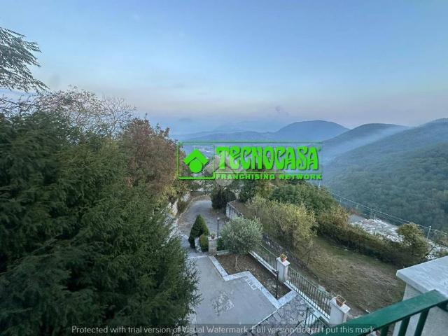 Villa in vendita a Mercogliano AV
