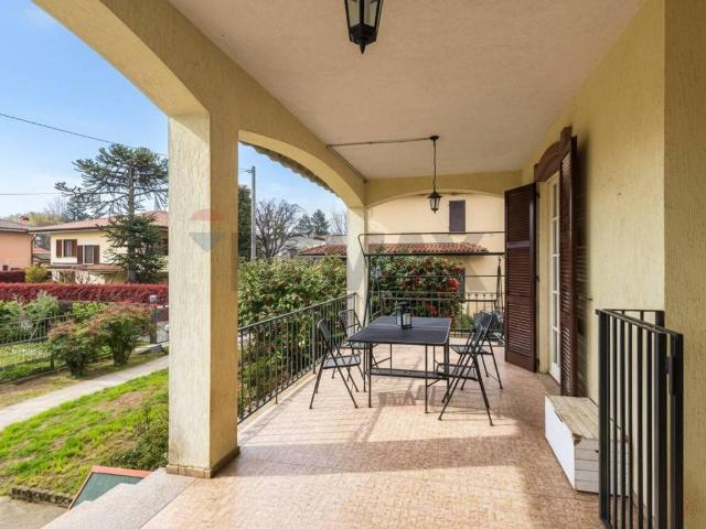 Villa in vendita a Merate LC