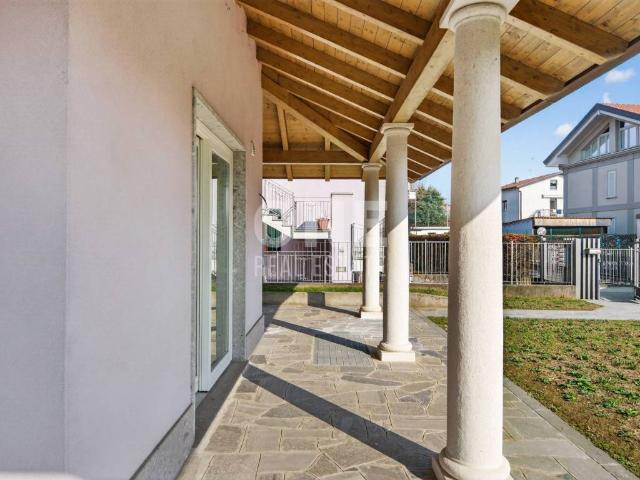 Villa in vendita a Merate LC