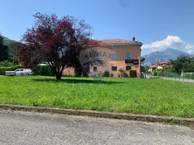Villa in vendita a Merate