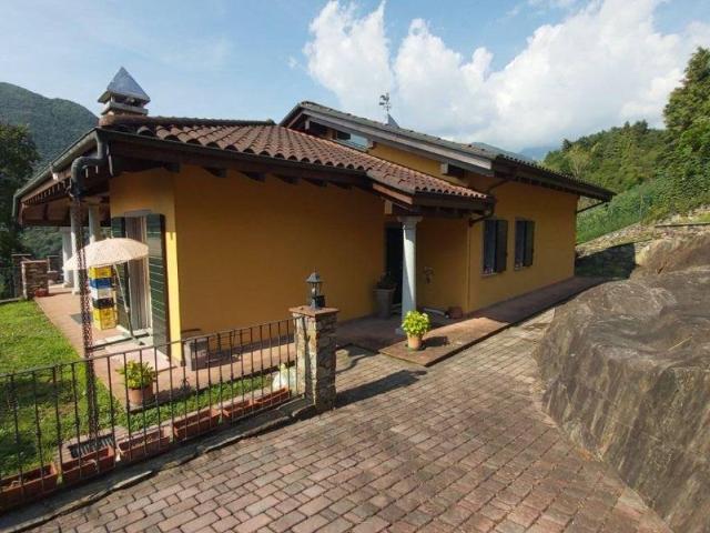 Villa in vendita a Mergozzo VB