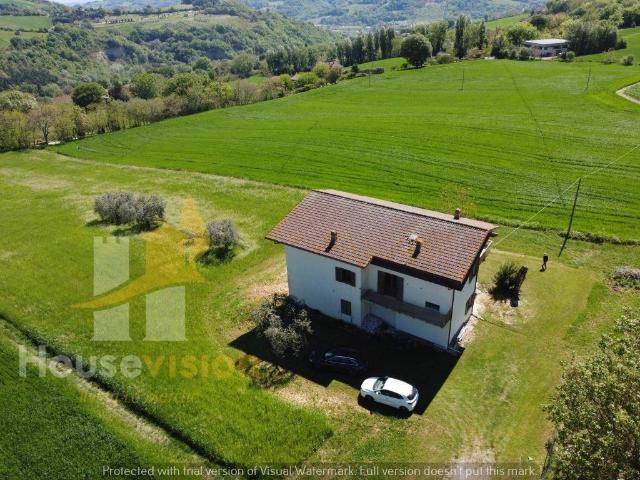 Villa in vendita a Mergo AN