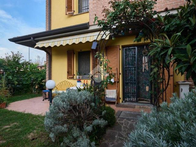 Villa in vendita a Merlino LO