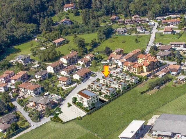 Villa in vendita a Mesenzana VA