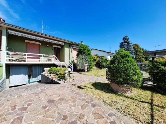 Villa in vendita a Mesero MI