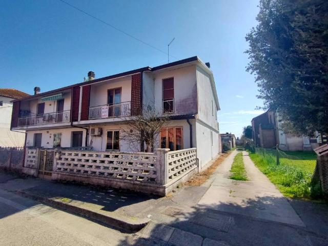 Villa in vendita a Mesola FE