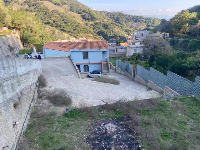 Villa in vendita a Messina ME