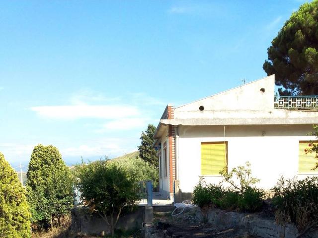 Villa in vendita a Messina ME