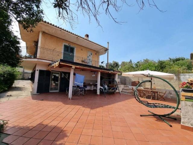 Villa in vendita a Messina ME