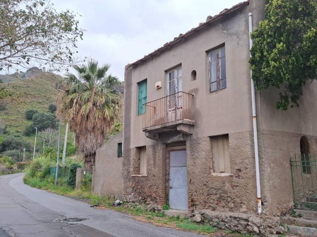 Villa in vendita a Messina ME