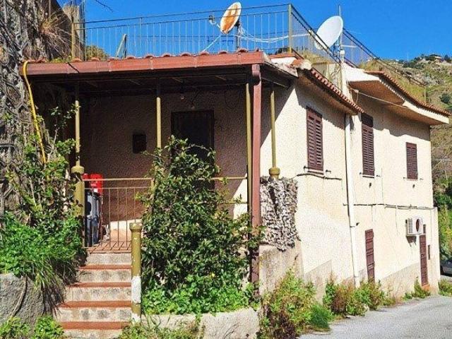Villa in vendita a Messina ME
