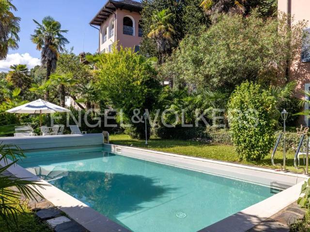 Villa in vendita a Miasino NO