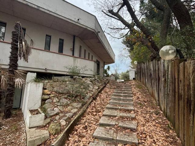 Villa in vendita a Miglianico CH