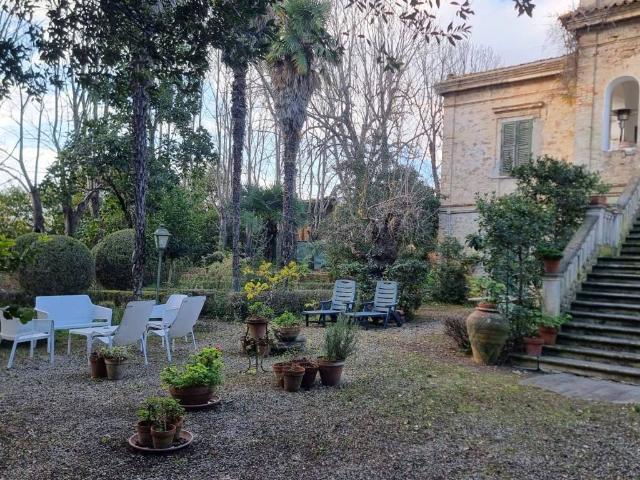 Villa in vendita a Miglianico CH