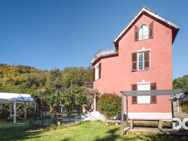 Villa in vendita a Mignanego GE