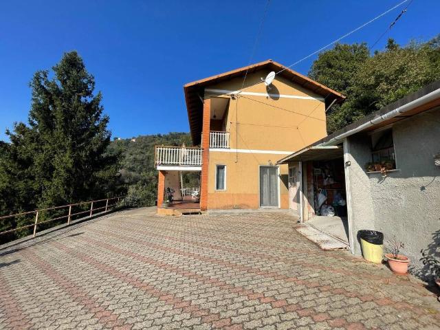 Villa in vendita a Mignanego GE