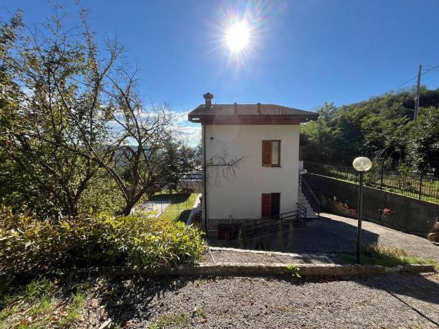 Villa in vendita a Mignanego GE