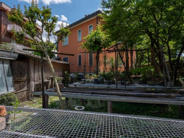 Villa in vendita a Milano MI
