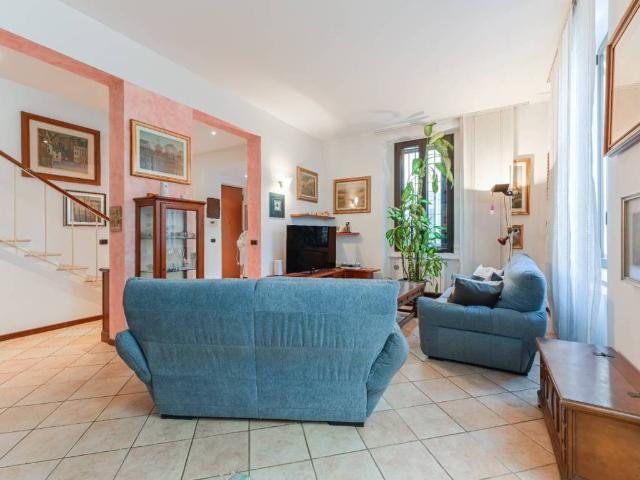 Villa in vendita a Milano MI