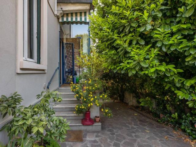 Villa in vendita a Milano MI