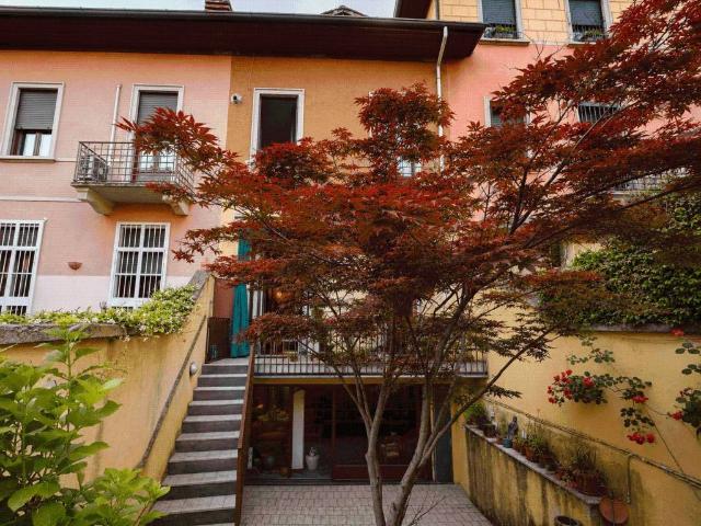 Villa in vendita a Milano MI