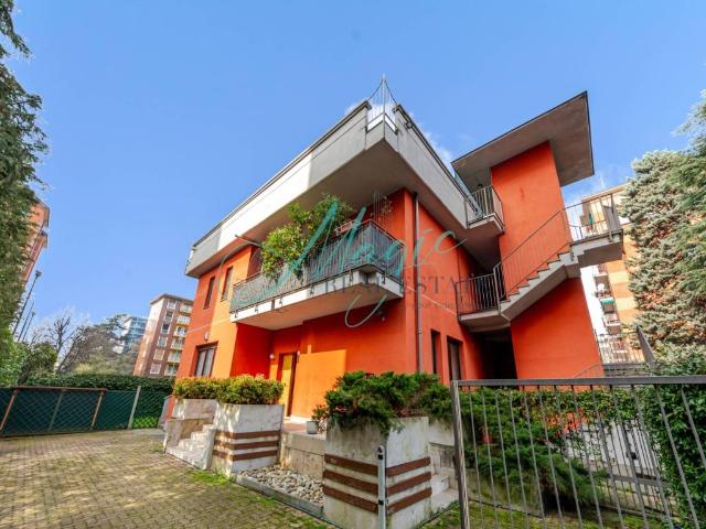 Villa in vendita a Milano MI