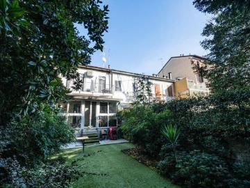 Villa in vendita a Milano MI