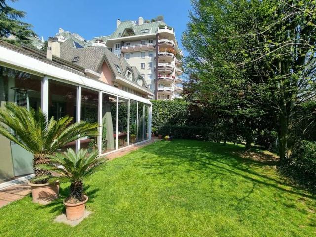 Villa in vendita a Milano MI
