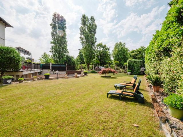 Villa in vendita a Milano MI