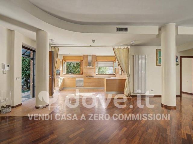 Villa in vendita a Milano MI