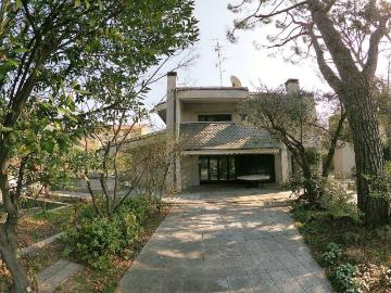 Villa in vendita a Milano MI