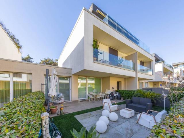Villa in vendita a Milano MI