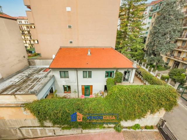 Villa in vendita a Milano MI