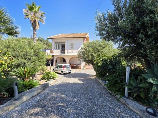 Villa in vendita a Milazzo ME