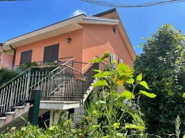 Villa in vendita a Milo CT
