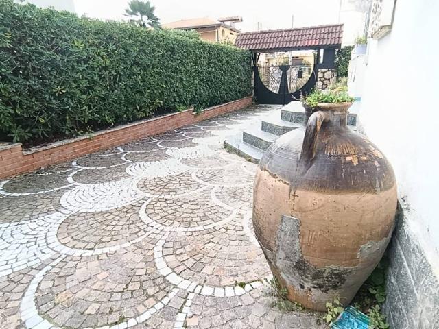Villa in vendita a Minturno LT