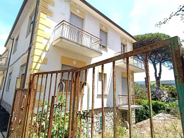 Villa in vendita a Minturno LT