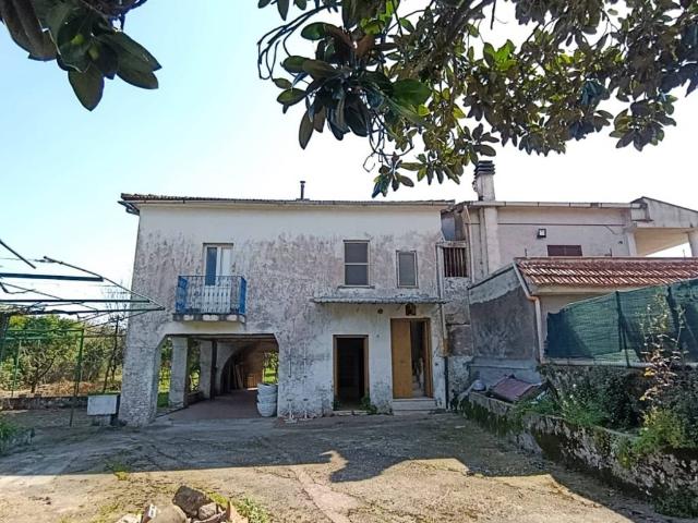 Villa in vendita a Minturno LT