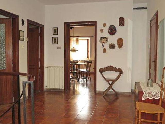 Villa in vendita a Minucciano LU
