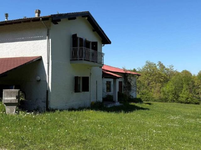 Villa in vendita a Mioglia SV