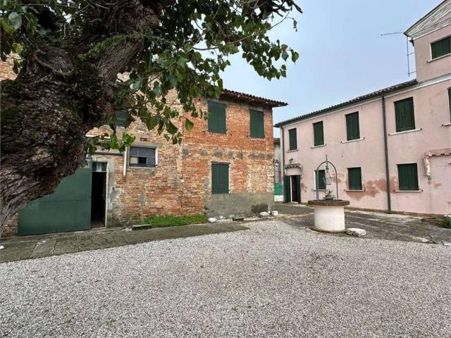 Villa in vendita a Mira VE