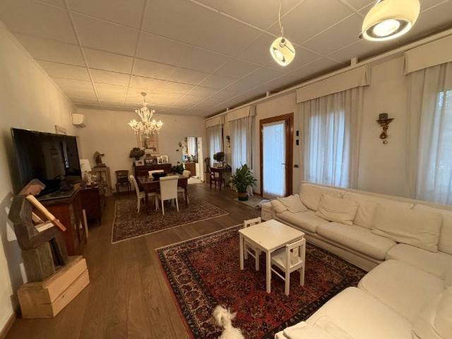 Villa in vendita a Mira VE