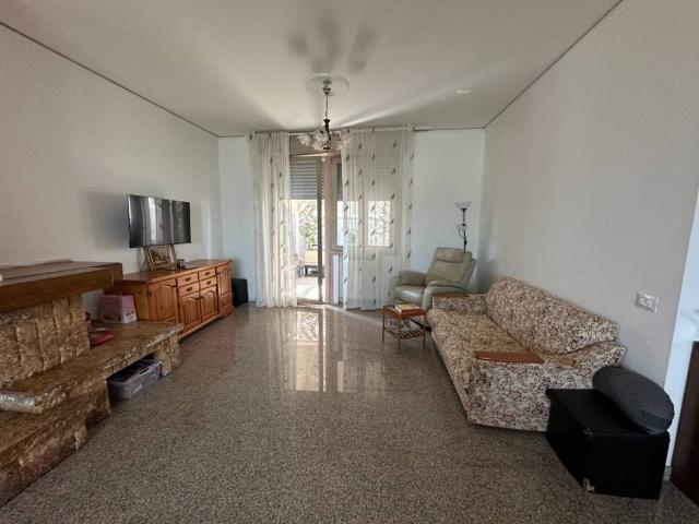 Villa in vendita a Mirandola MO