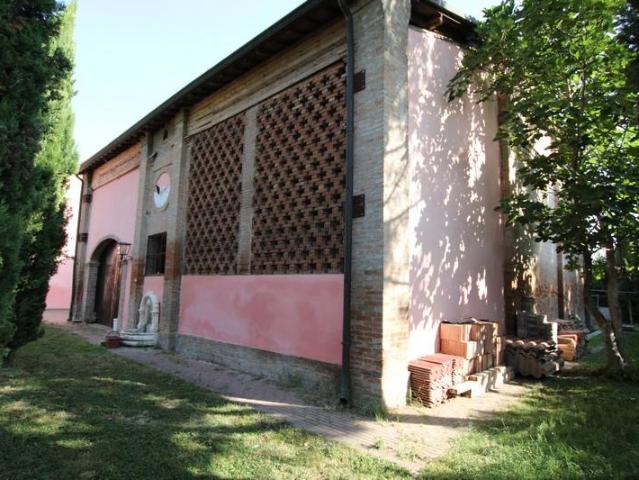 Villa in vendita a Mirandola MO