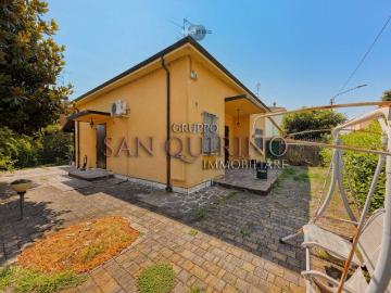 Mirandola Modena, Modena Emilia Romagna, Emilia Romagna