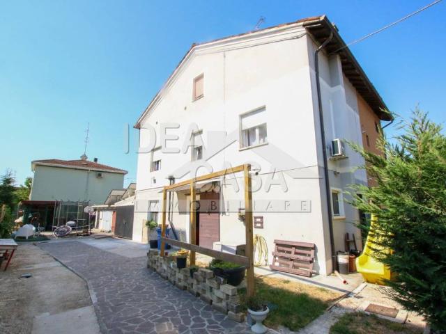 Villa in vendita a Mirandola MO
